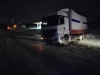 Kamyon, Tır Ve Otobüsün Karıştığı Zincirleme Kazada 15 Kişi Yaralandı
