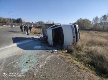 Kamyonet Devrildi; 1 Yaralı
