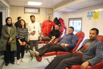 Kan Bağışına Yoğun İlgi
