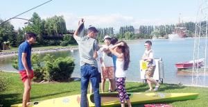 Kano ve yelken öğreniyorlar