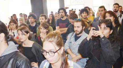 Kantinimizde siyasi toplantı yapılır