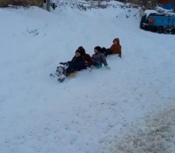 Kar Yağışı En Çok Onlara Yaradı
