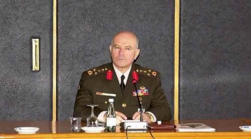 Kara Kuvvetleri eski Komutanı koronavirüse yenik düştü