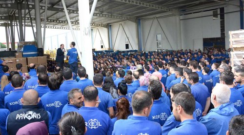 Karacan işçilere hitap etti