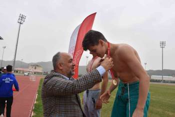 Karakucak Güreşi Müsabakaları Tamamlandı
