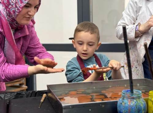 Karasu’da bahar şenliği renkli görüntülere sahne oldu