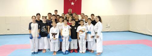 Karate elit gruba anlamlı ziyaret 