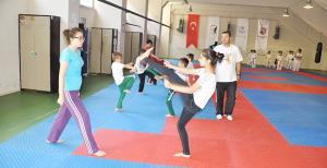 Karatecilerde yoğun mesai