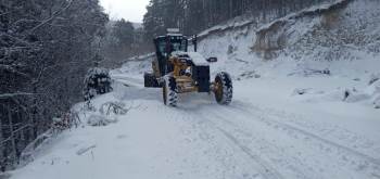Karla Mücadele Ekipleri Çalışmalara Başladı
