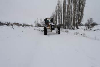 Karla Mücadele Ekipleri Sahada
