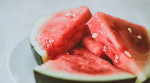 Karpuz Bu Şekilde Tüketildiğinde Çok Zararlı! Karpuz Nasıl Yenmeli?