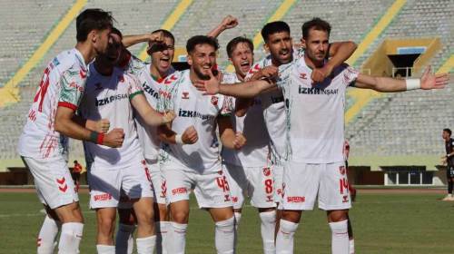 Karşıyaka fırtınası sürüyor: 6 maçta yenilgi yok!