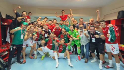 Karşıyaka zoru başardı