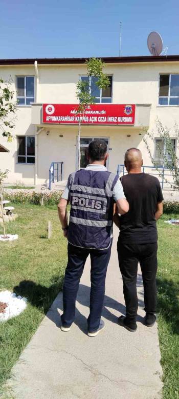 Kasten Yaralama Suçundan Aranan Şahsı Polis Yakaladı
