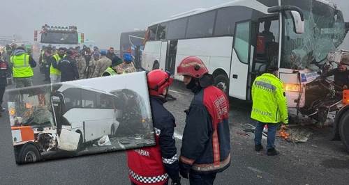 Katliam gibi kaza: 10'dan fazla ölü var