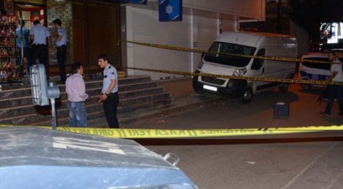 Kavgayı ayırırken öldürüldü