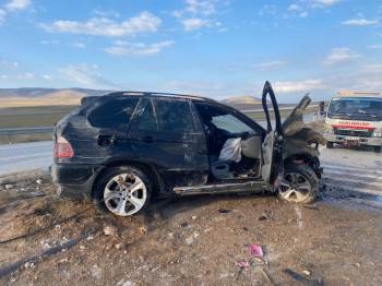 Kavşaktan Hatalı Çıkış Kazaya Sebep Oldu
