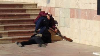 Kayınpederini Öldüren, Eşini De Ağır Yaralayan Şahıs Tutuklandı
