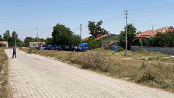 Kayınvalidesinin Evinde Tartıştığı Karısını Silahla Vurdu
