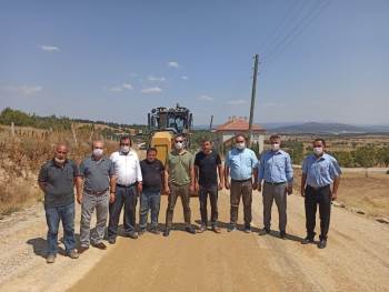 Kaymakam, Yol Çalışmalarını Yerinde İnceledi
