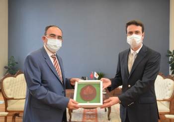 Kaymakam Açıkgöz Ve Başkan Kepez’Den Rektör Beydemir’E Ziyaret
