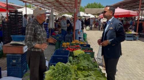 Kaymakam Aslan, Sinanpaşa pazar yerini ziyaret etti