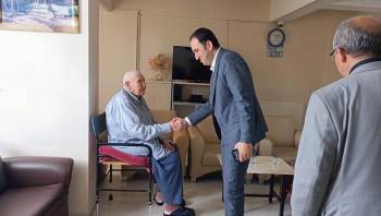 Kaymakam Bolat, Huzurevini Ziyaret Etti
