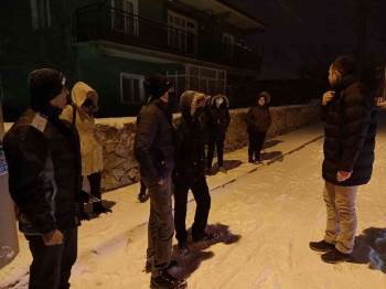 Kaymakam Bolat, Sabah Erken Saatlerde Servis Denetimine Çıktı
