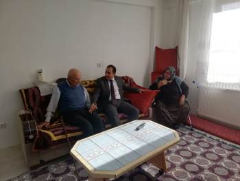 Kaymakam’Dan Şehit Ailesine Ziyaret
