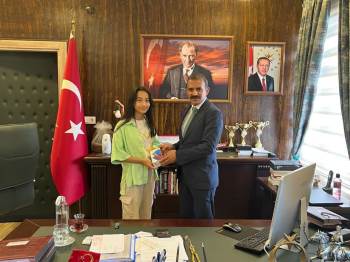 Kaymakam Demirbilek’Ten Gençlere ‘Disiplinli’ Çalışma Tavsiyesi
