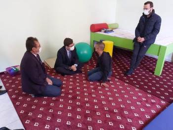 Kaymakam Düzgünden 3 Aralık Dünya Engelliler Gününde Anlamlı Ziyaret
