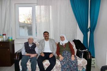 Kaymakam Öztürk, İftarını Kore Gazisi Ve Ailesiyle Yaptı
