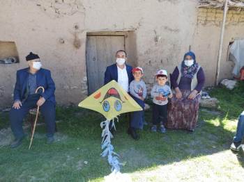 Kaymakam Pelvan: ’’Bizler Aziz Şehitlerimize Minnet Borçluyuz’’
