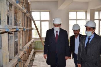 Kaymakam Tuncer Okul Denetimlerinde Bulundu
