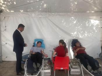 Kaymakamlardan Kan Bağışına Destek
