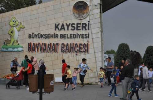 Kayseri Büyükşehir'den bayram müjdesi: Hayvanat Bahçesi ücretsiz olacak!
