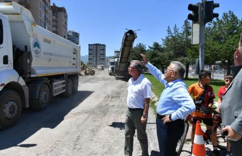 Kayseri’de seher bulvarı asfalt yenileme çalışmaları başladı