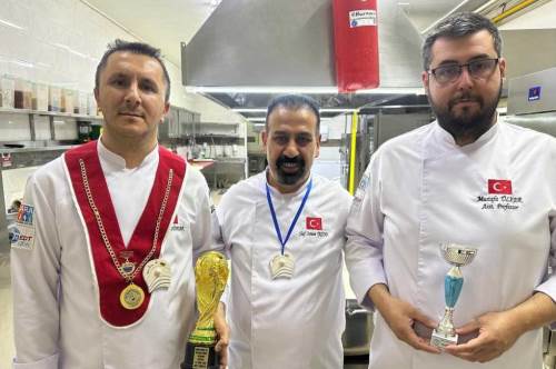 Kayseri pastırması balıkla buluştu: Altın madalya Türkiye'nin oldu!