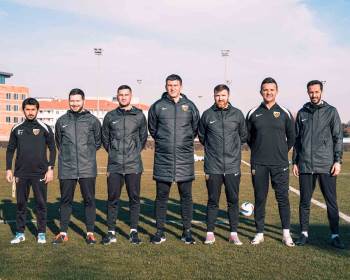 Kayserispor'da Jakirovic'in yardımcıları belli oldu