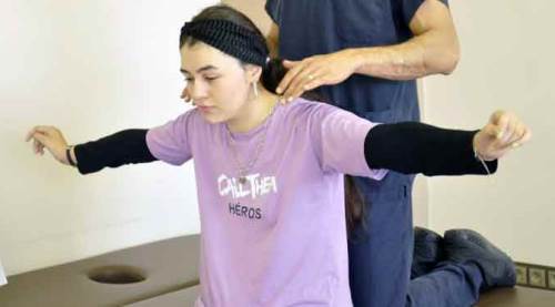 Kazada boynu kırıldı, mucizeyi Eskişehir'de yaşadı!