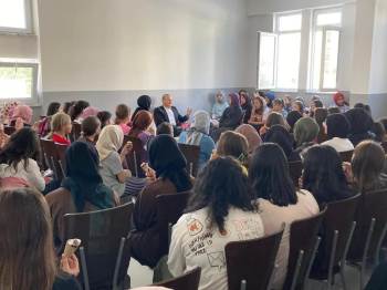 Kazancı, Gençlerle Buluştu
