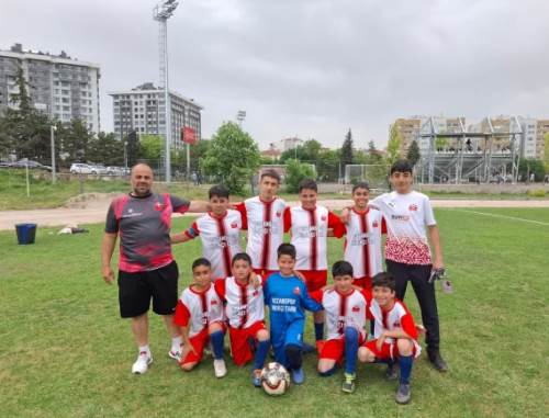 Kazansa da rakibini tebrik etti