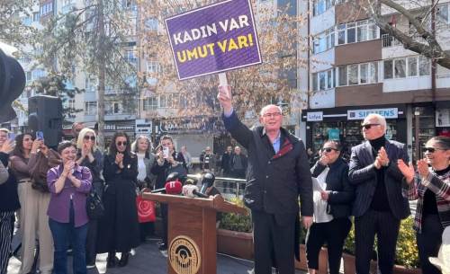Kazım Kurt: Kadınlar erken seçimle özgür olacak!