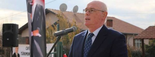 Kazım Kurt: Ne mutlu bize...