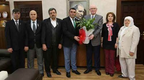 Kazım Kurt: Şehit ailelerimizin her zaman yanındayız