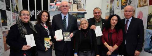 Kazım Kurt Kitap Fuar'ını gezdi