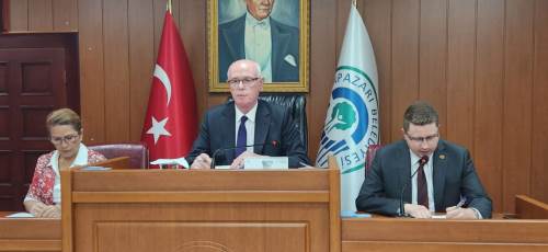 Kazım Kurt'tan sert çıkış: "Kollamaktan vazgeçin!"