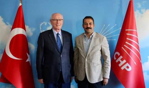 Kazım Kurt’tan Talat Yalaz’a destek: “Boyun eğmeyeceğiz”