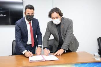 Kedi Ve Köpeklere Derialtı Mikroçip Uygulanacak
