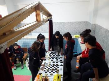 Kendi Oyunları Kendileri Tasarladılar
